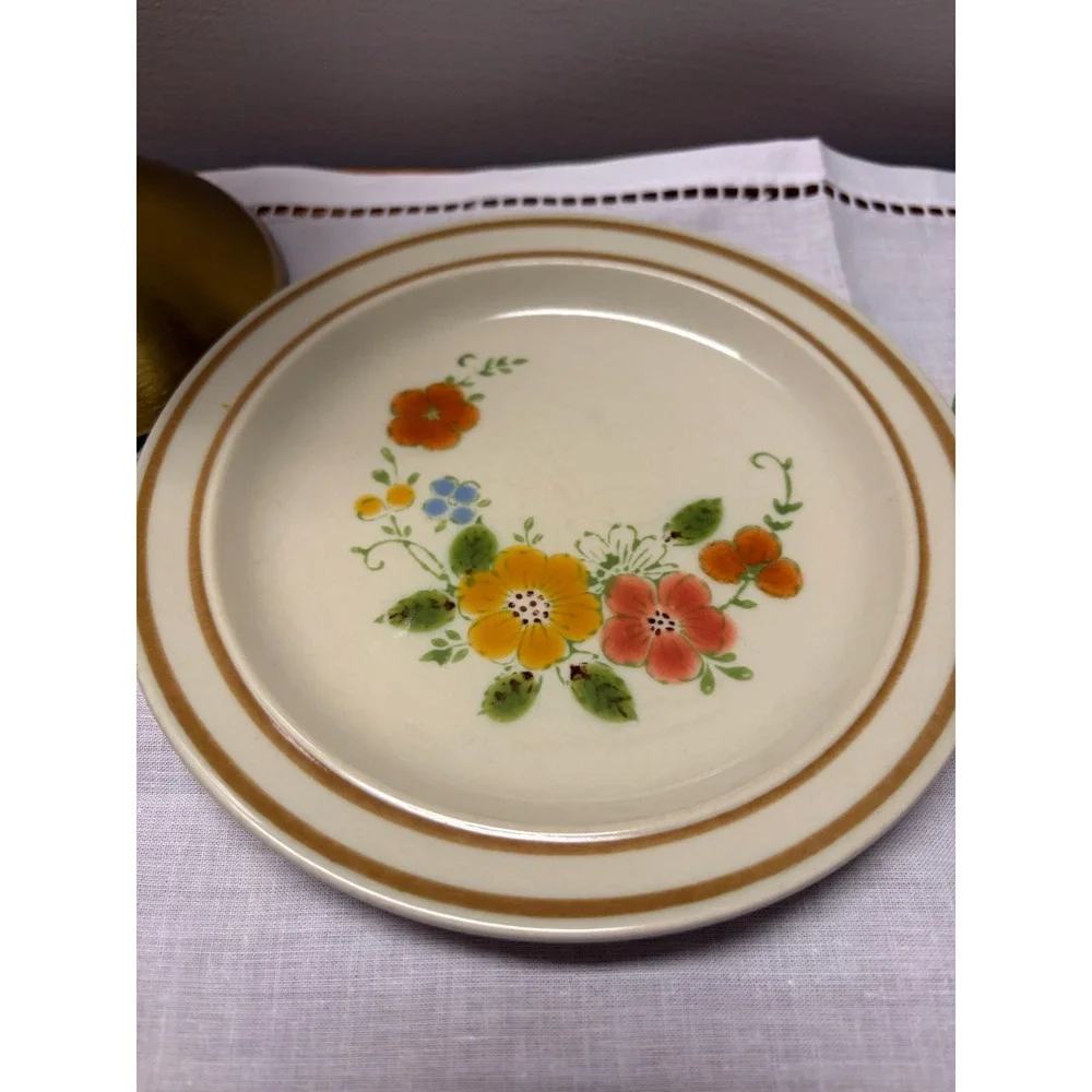 Vintage Sweet Flowers‎ Stoneware Plates- Set of 2